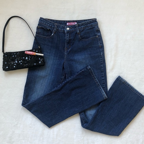 3/$20 | Y2K Zana•di High-Waisted Kickflare Jeans - Picture 3 of 4